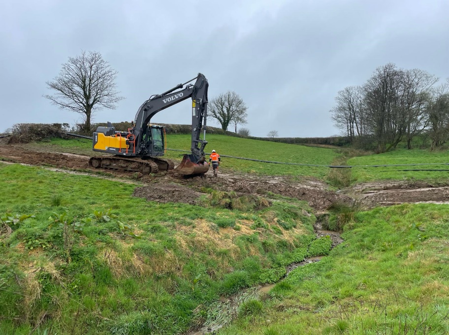 Volvo excavator cable ploughing